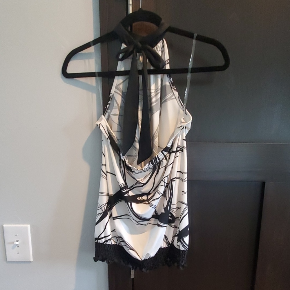 Halter top - Picture 3 of 3